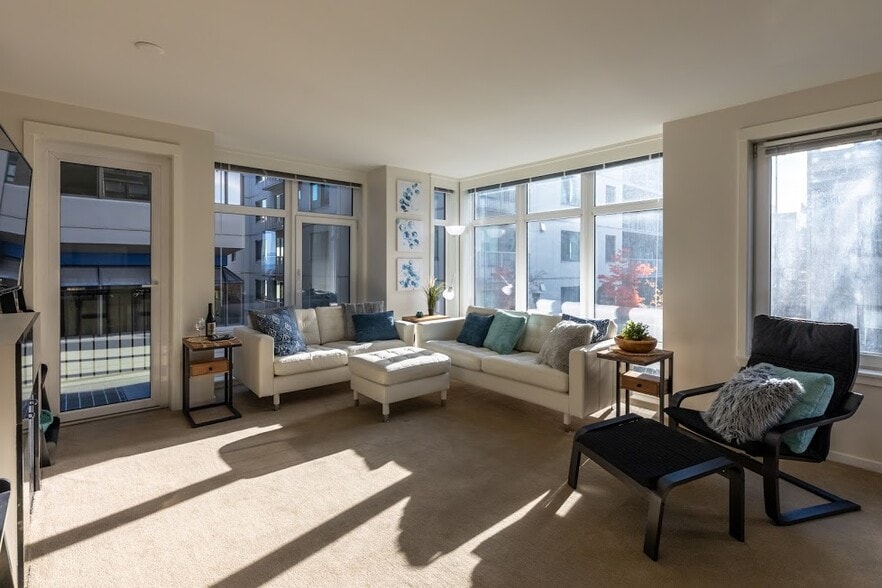 Photo shows furnished option - 2721 1st Ave