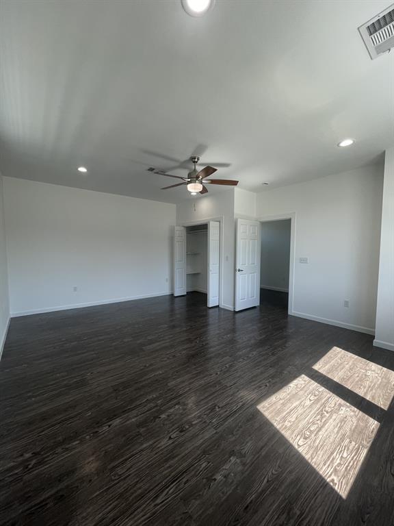 Building Photo - 160 Pope Bend S