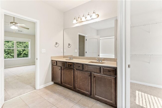 Building Photo - 4127 Water Mill Dr