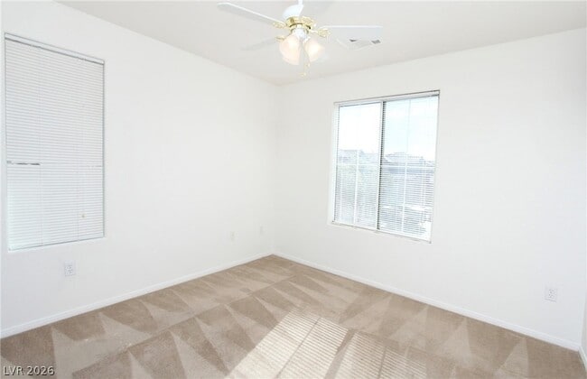 Building Photo - 5830 Willow Trace Ave