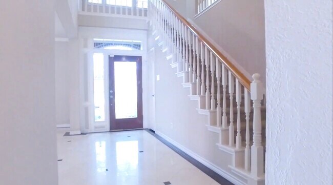 Building Photo - 16910 Ascot Meadow Dr