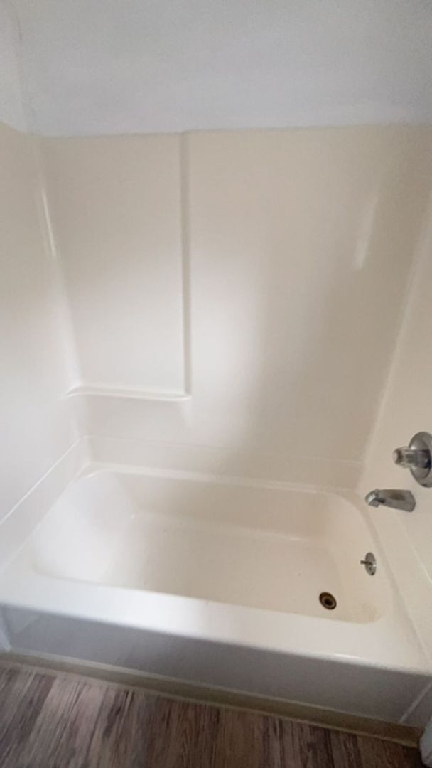 Building Photo - PRICE REDUCED + $500 OFF Firtst Months rent = Leasing Win!