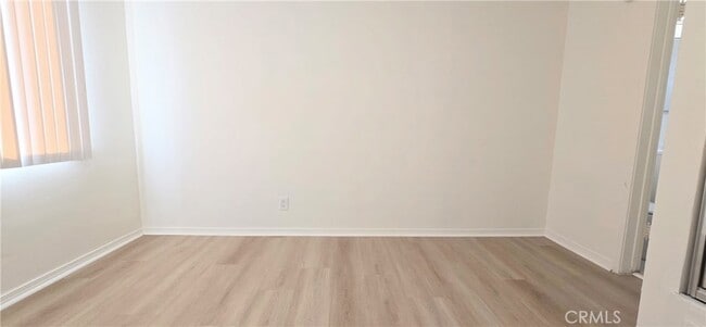 Building Photo - 6702 Flora Ave