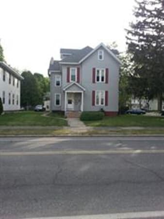 Building Photo - 1064 Park St