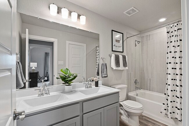 Building Photo - 21106 Bella Coral Dr