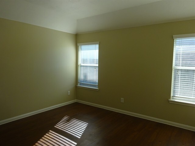 Building Photo - 16355 Royal Fort Ln