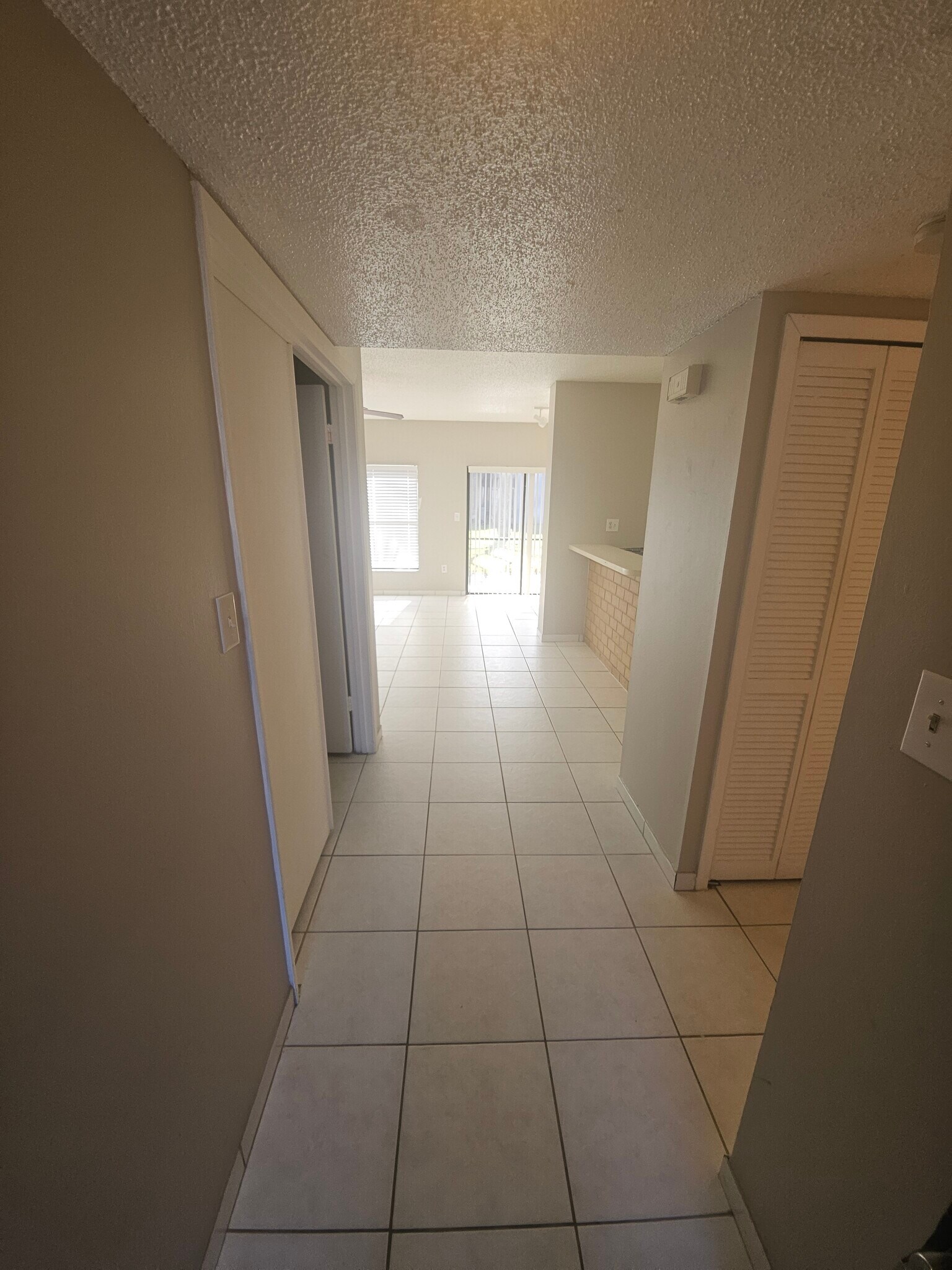 Building Photo - 4718 Chevy Pl