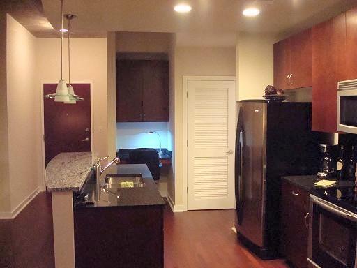 Building Photo - 400 W Peachtree St NW