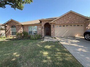 Building Photo - 15674 Wrangler Dr