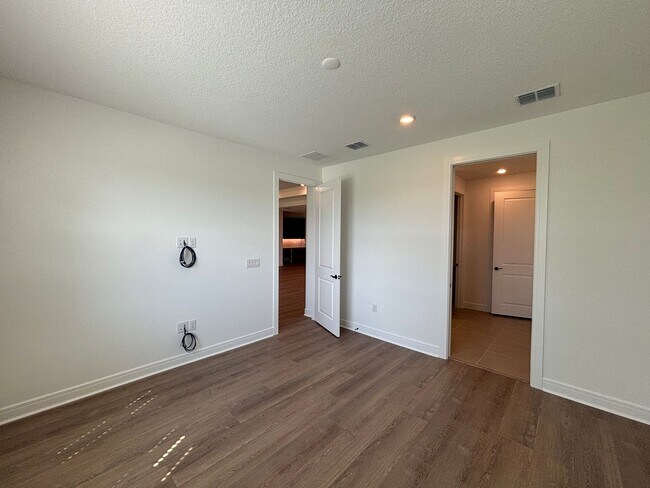 Building Photo - 6360 SW 82nd Terrace