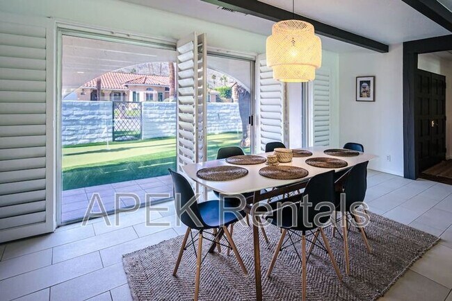 Building Photo - 1970 S Joshua Tree Pl