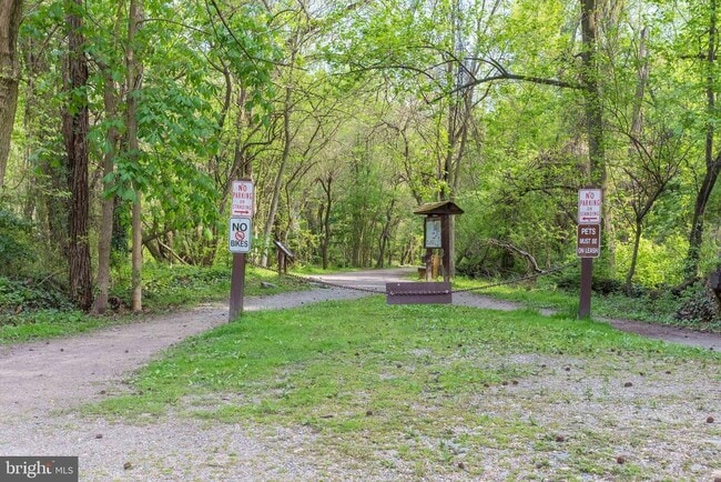 Building Photo - 6620 Potomac Ave