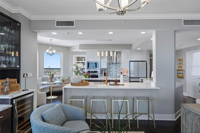 Building Photo - 5823 Bowen Daniel Dr