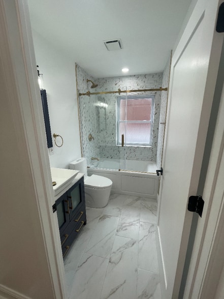 Building Photo - 4926 Blackberry Wy