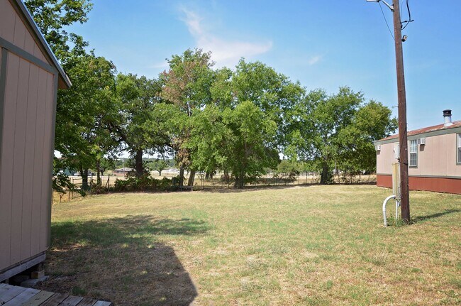 Building Photo - 10512 County Road 1020