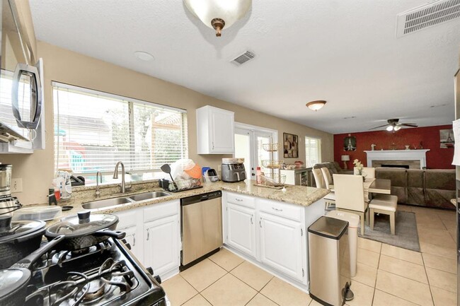 Building Photo - 4526 Texas Trail