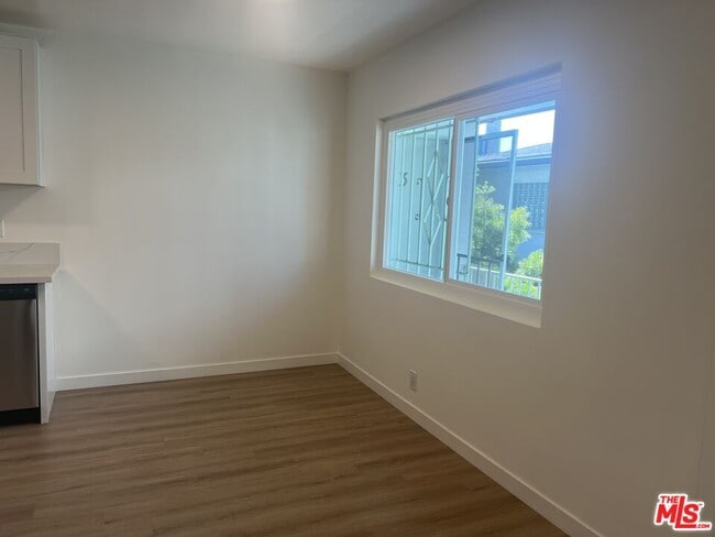 Building Photo - 1411 Innes Pl