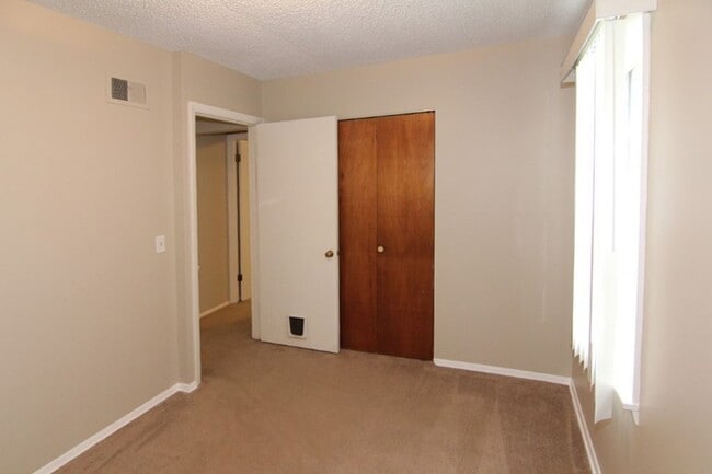 Building Photo - 1630 Morningside Dr