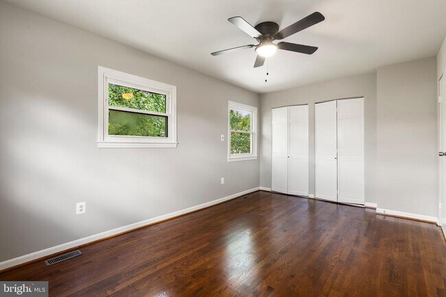 Building Photo - 1006 S Ironwood Rd