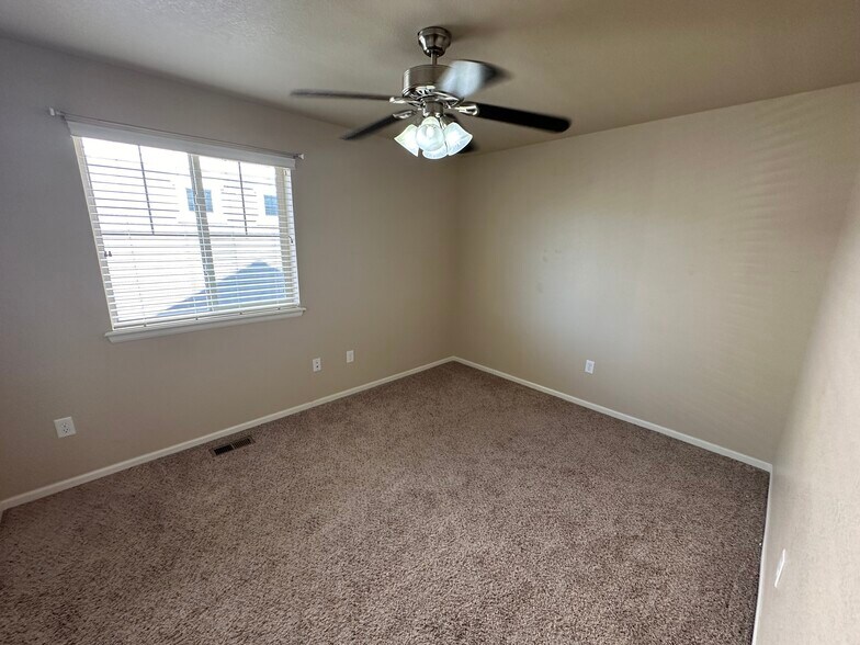Building Photo - 8374 Longleaf Ln