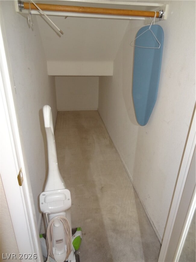 Building Photo - 1029 Allure Dr