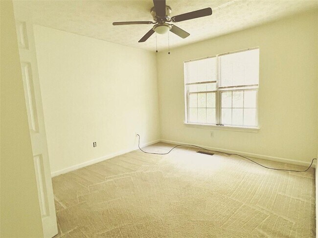 Building Photo - 3663 Willgrove Way