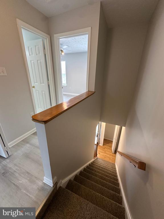 Building Photo - 104 Peridot Pl