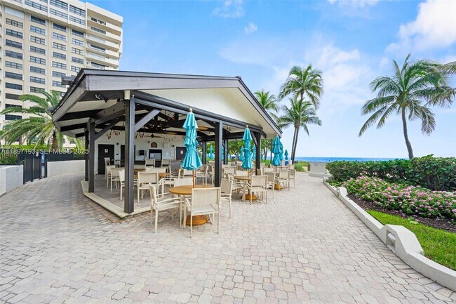 Building Photo - 5000 N Ocean Blvd