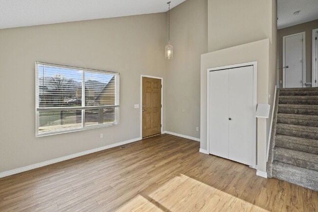 Building Photo - Convenient, Comfortable, and Close to Fort Carson and I-25! – 3BR Tri-Level in Colorado Springs!