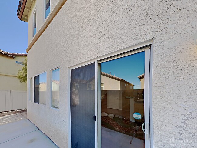 Building Photo - 11909 Fairfax Ridge St