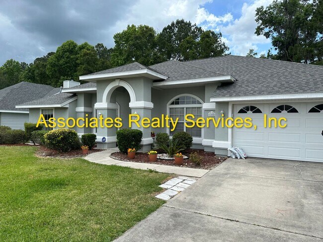 Building Photo - Beautiful 4 Bedroom/3 Bathroom in BROADMOOR!