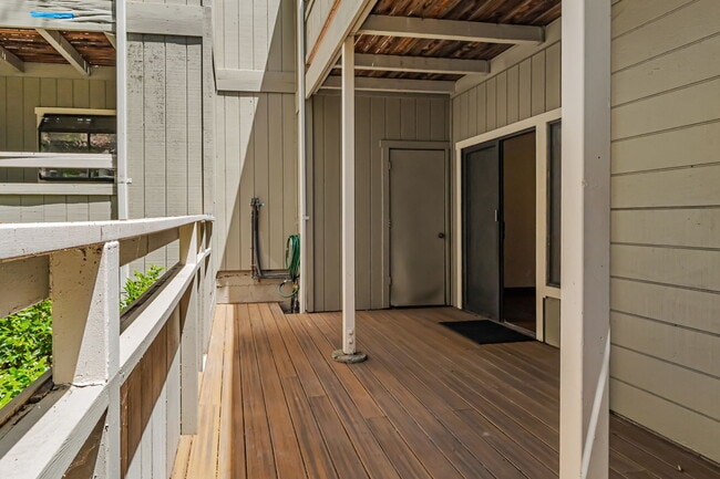 Building Photo - 111 Bean Creek Rd