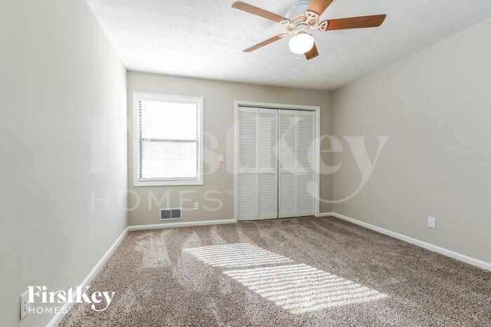 Building Photo - 424 Ridgemont Dr