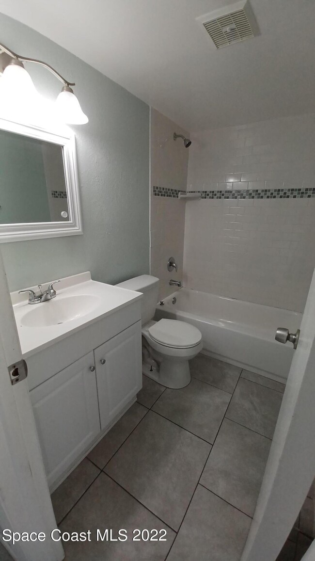 Building Photo - 181 Ulster Ln