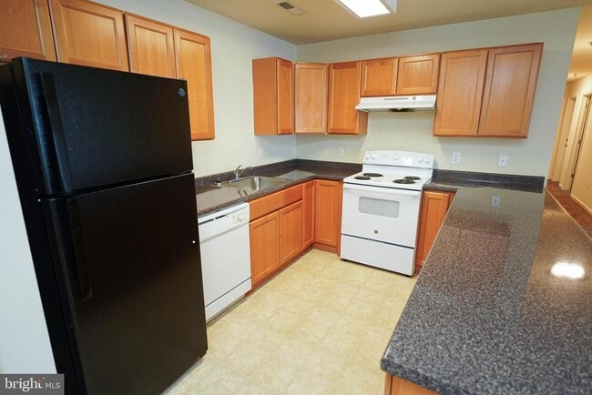 Building Photo - 30630 Umes Blvd