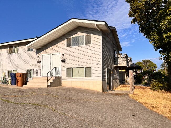 Building Photo - 117 E Euclid Ave