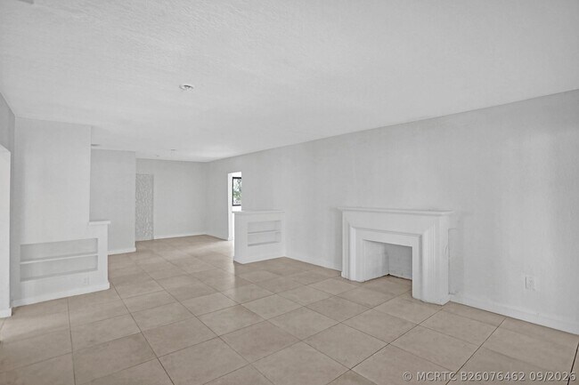 Building Photo - 8240 NW 1st Pl