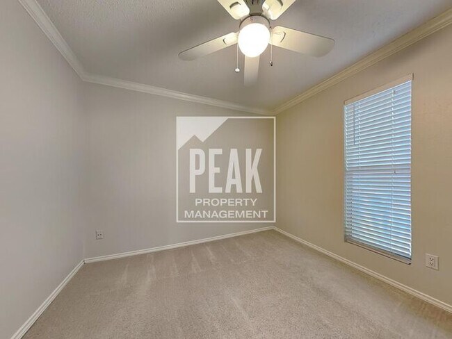 Building Photo - $2,675! Beautiful 3 Bed, 2 Bath home in Desirable Plano! Coming soon!