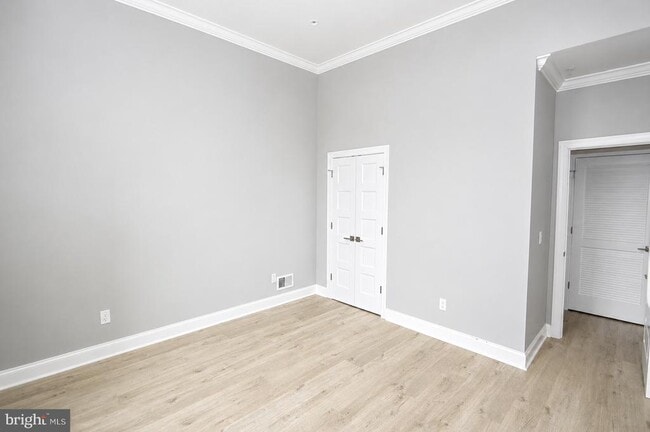 Building Photo - 23 E Union St