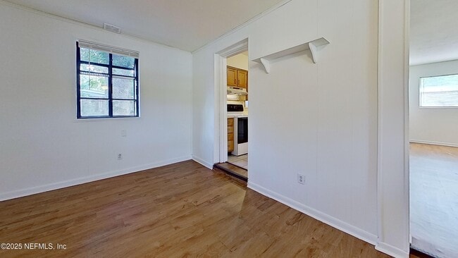 Building Photo - 2131 Goltare Dr