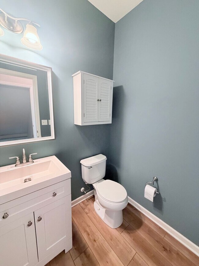 Building Photo - Gorgeous 3BR Home in the Coveted Dancing Waters Community of Woodbury!