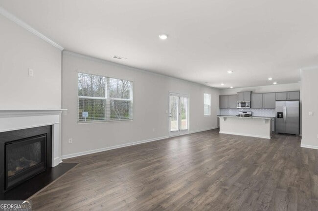 Building Photo - 5370 Swan Ln