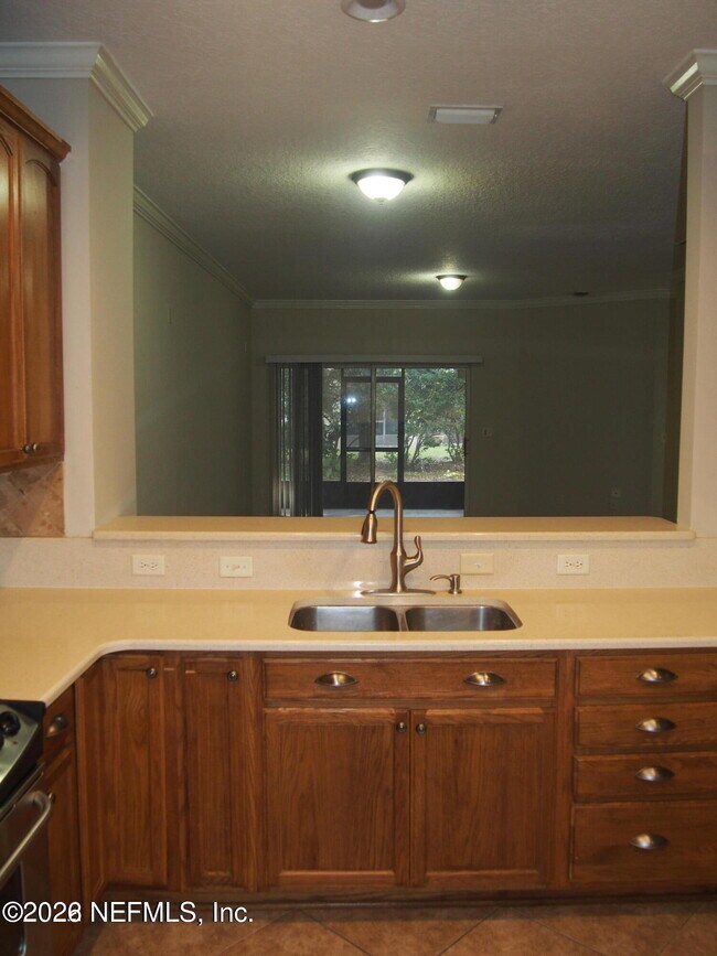 Building Photo - 12301 Kernan Forest Blvd