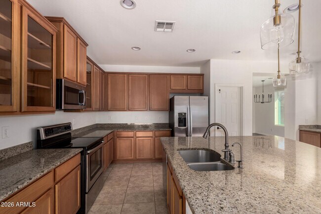 Building Photo - 3751 E Palo Verde St