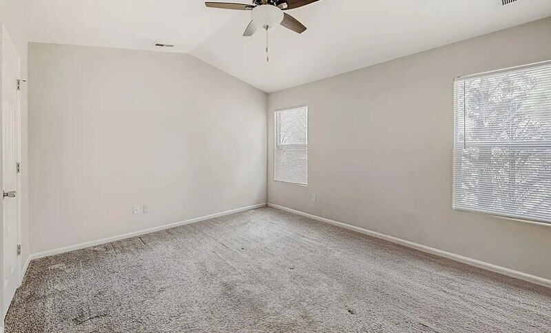 Building Photo - 7710 Sandy Springs Point