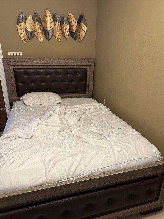 Building Photo - 1619 NW 52nd St