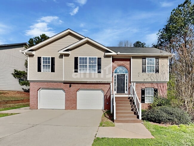 Building Photo - 6290 Queensdale Dr