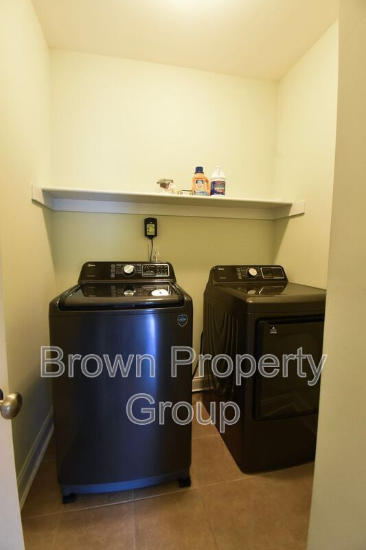 Building Photo - 101 Jaylin Blvd