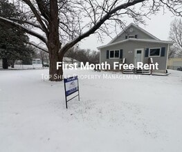 Building Photo - 120 6th St