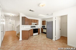 Building Photo - 8942 Kenton Ct